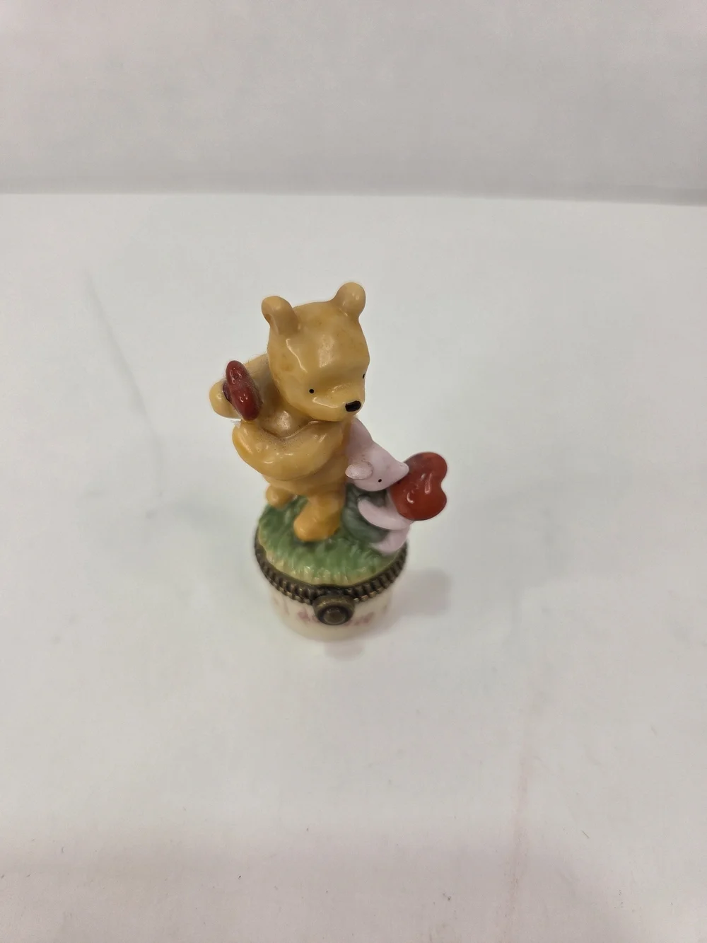 VINTAGE DISNEY MIDWEST OF CANNON FALLS DISNEY CLASSIC POOH AND PIGLET HEARTS 2